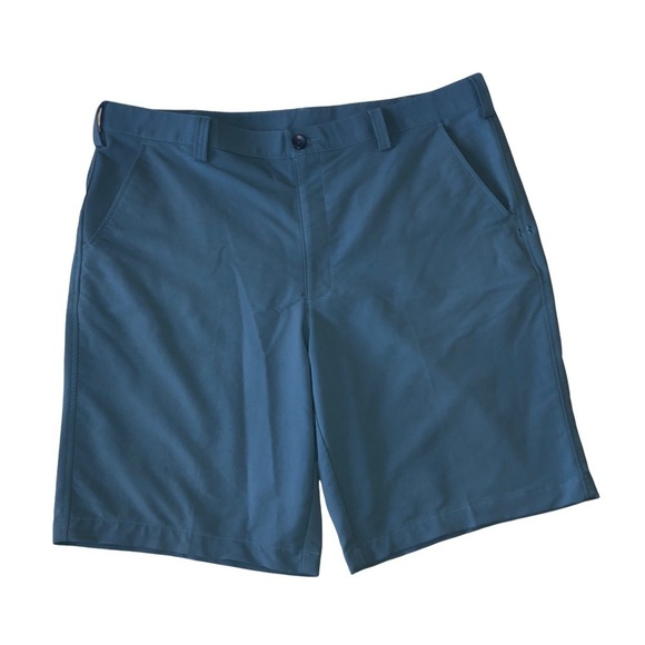 UNDER ARMOUR Stretch Blue Flat Front Golf Shorts Sz 40 - Picture 1 of 9
